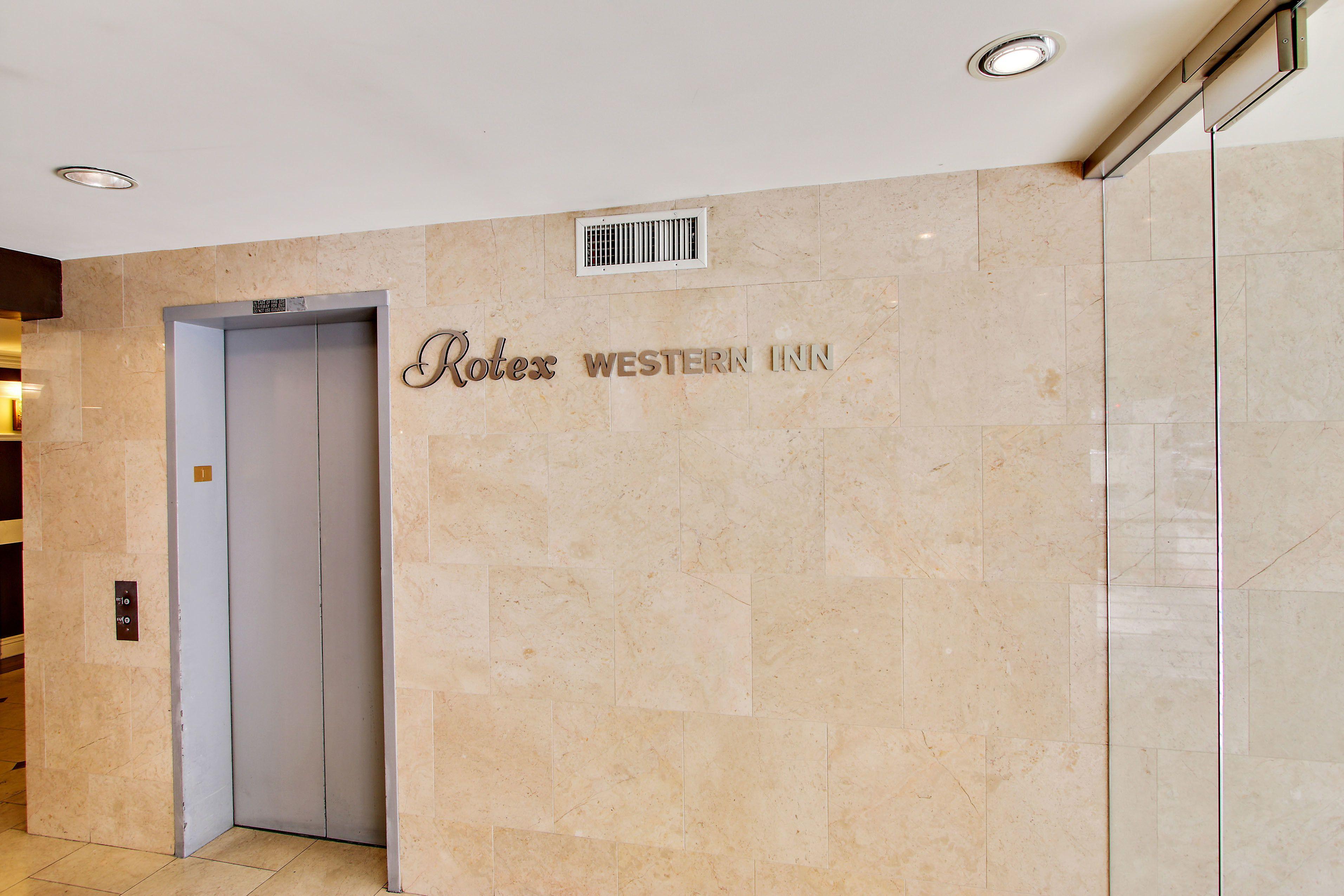 Rotex Western Inn (Adults Only) — Fotos 1